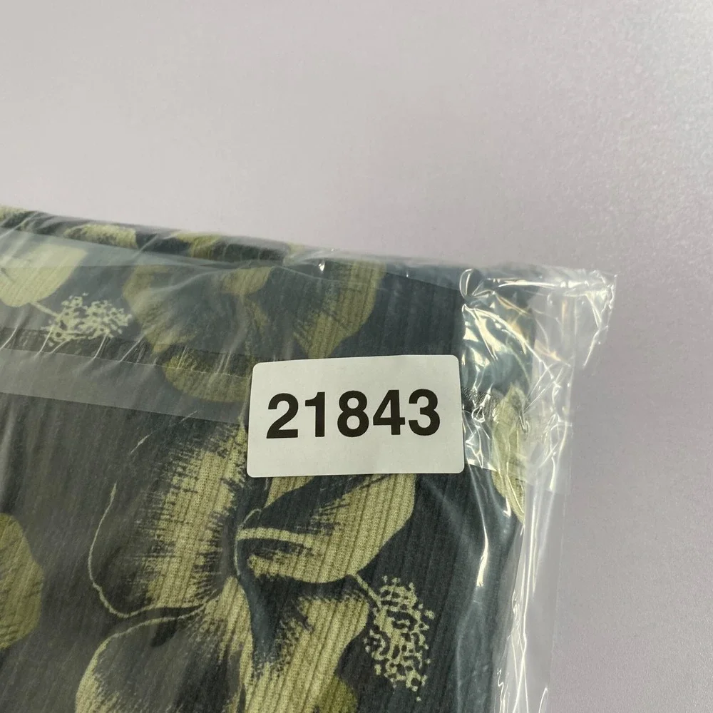 Tommy Bahama Polo Shirt‎ Mens Large Black Green Silk Blend Hawaiian Floral Beach